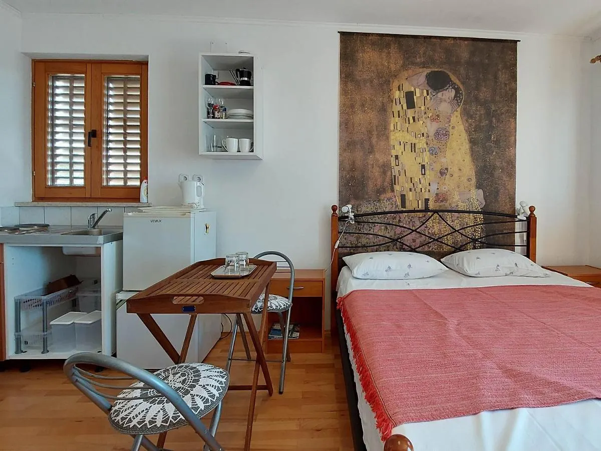 Apartments Dara Crikvenica